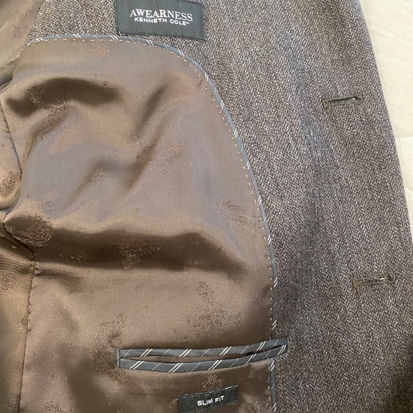 Kenneth Cole Awearness Herringbone Wool Blazer 44R Slim Fit - Picture 3 of 10